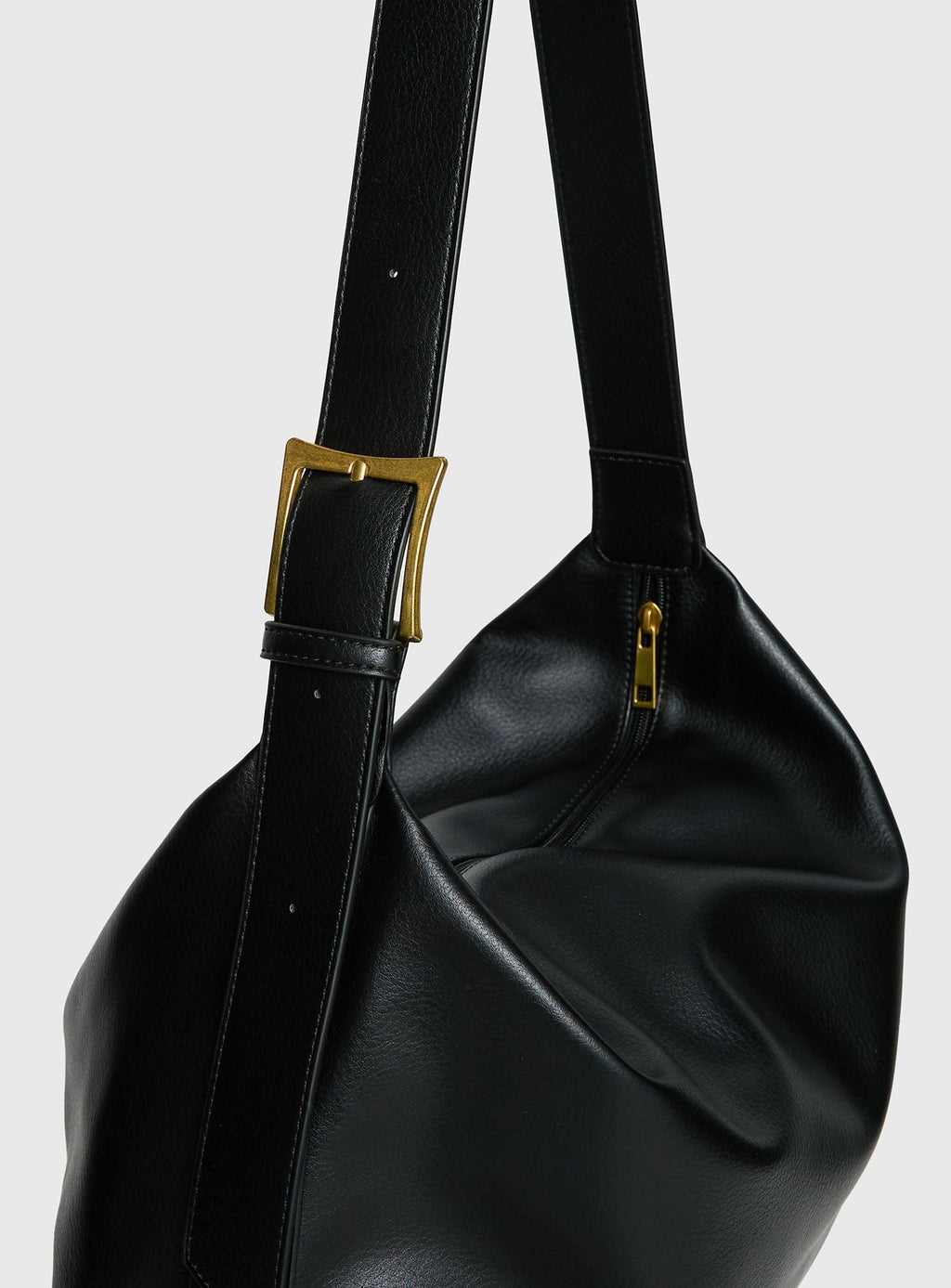 Varney Shoulder Bag Black