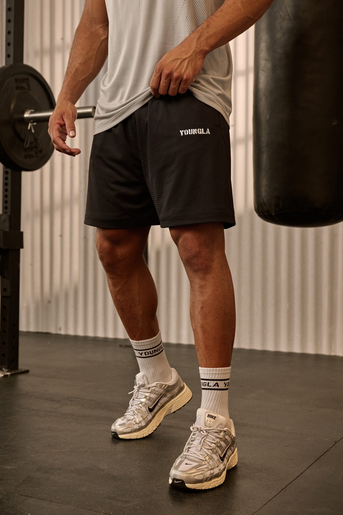 1103 - Aeromesh 7" Shorts
